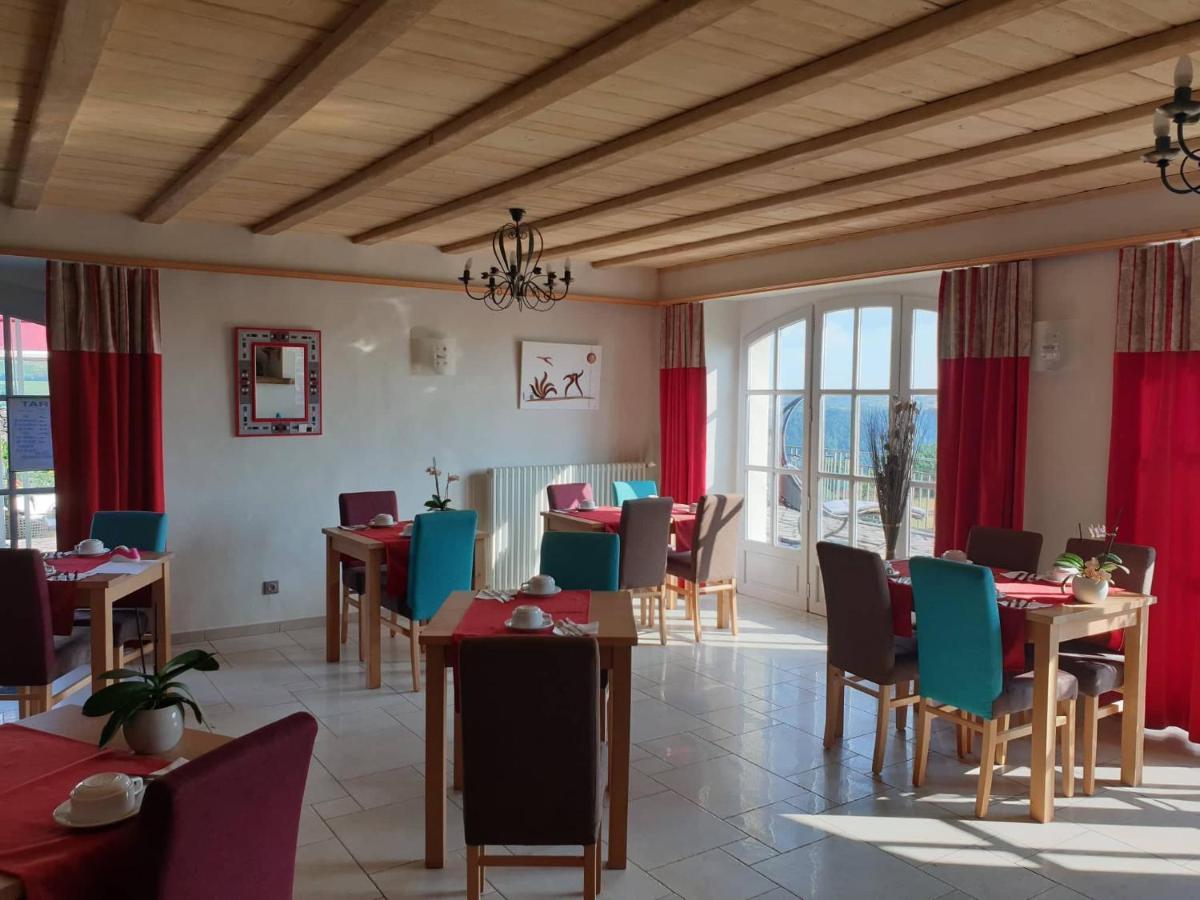 Logis Hotel Restaurant & Spa Les Remparts Салер Екстер'єр фото