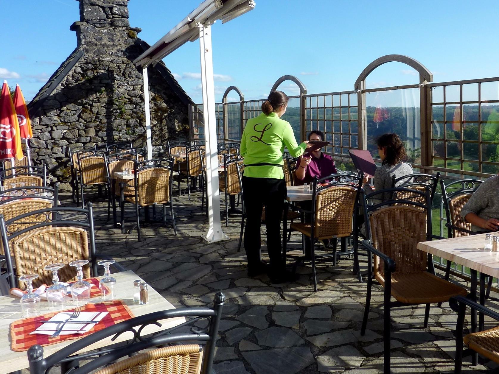 Logis Hotel Restaurant & Spa Les Remparts Салер Екстер'єр фото